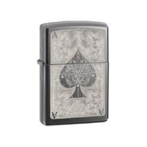 28323 Zippo öngyújtó, black ice színben, pikk ász emblémával