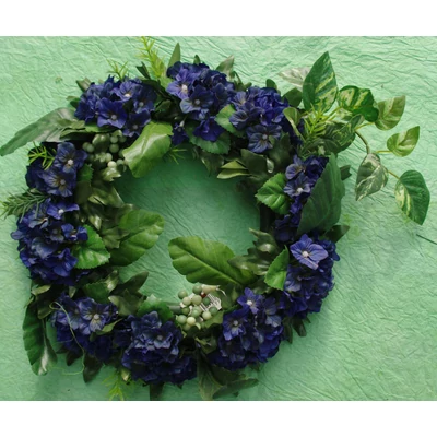 Mindszenti koszorú,lila hortenzia díszitéssel