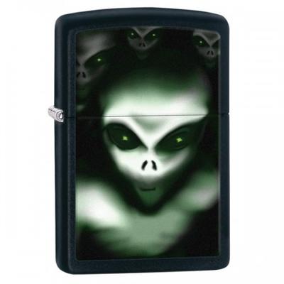 28863 Zippo öngyújtó, matt fekete színben- Idegenek